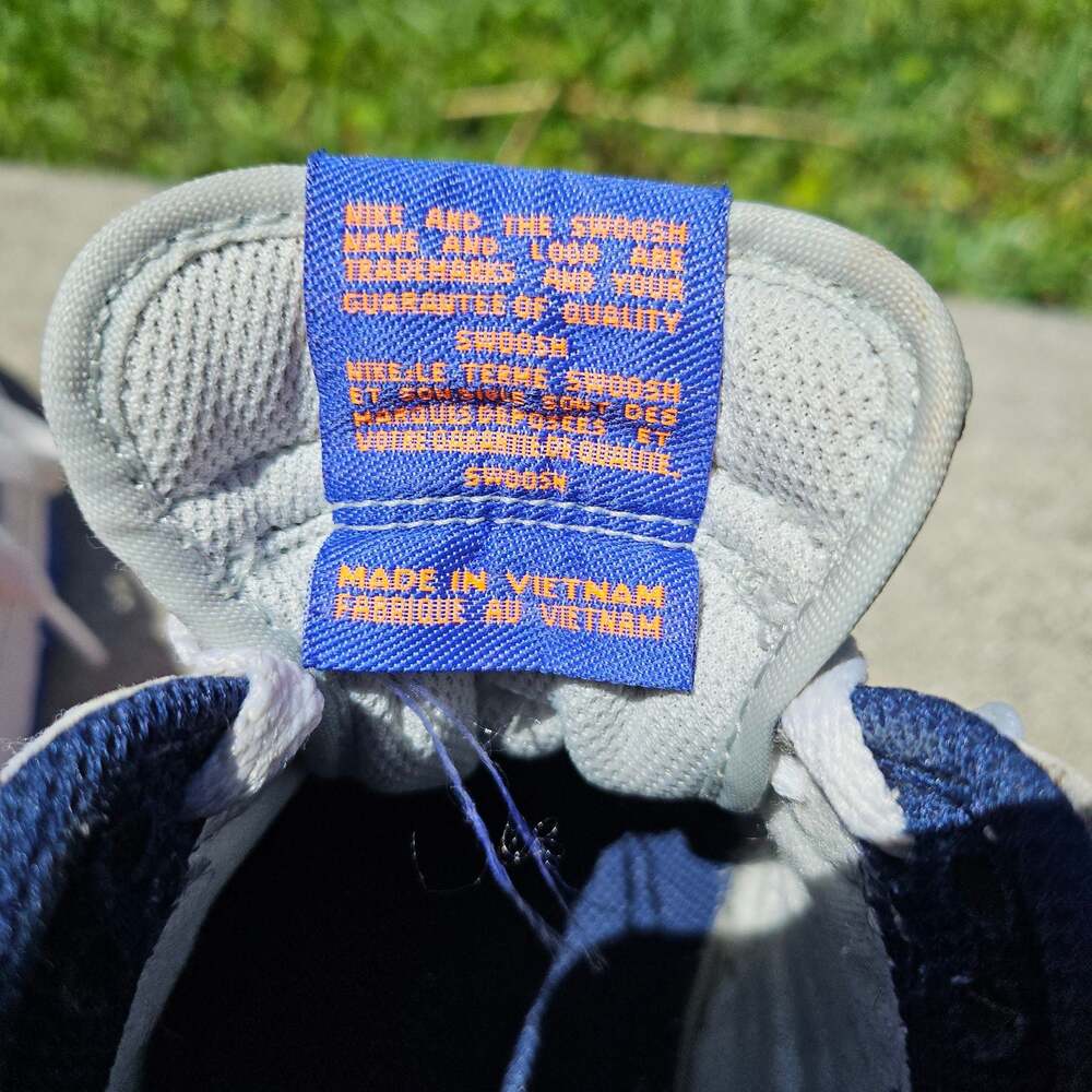 Nike Kids Sneakers White Navy Blue Orange - Picture 5 of 10